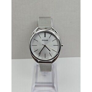 Pulsar Swarovski Crystal Accent Silver Dial Mesh Watch Quartz New Battery Japan
